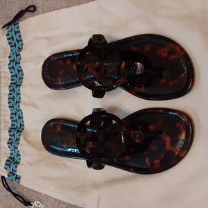 Tory Burch Tortoise Patent Miller Sandals Sz 6.5